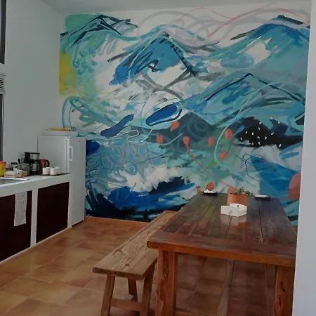 Проживание в семье Casa Mocan Арресифе